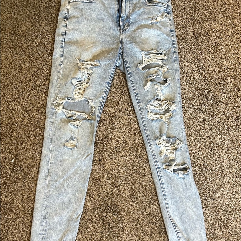American Eagle Outfitters Light Blue Distressed Skinny Jeans